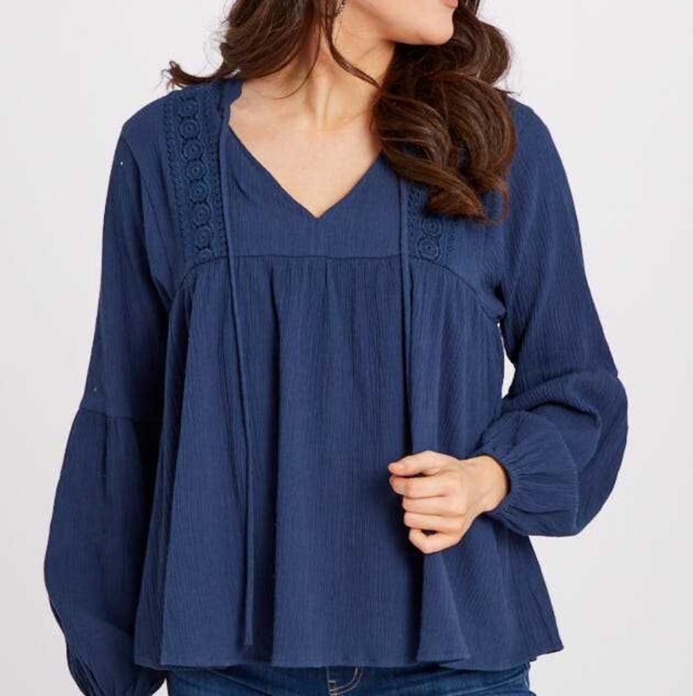 Altar'd State blue top